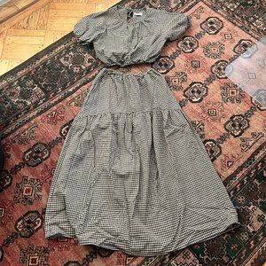 A Bronze Age Top Skirt Set